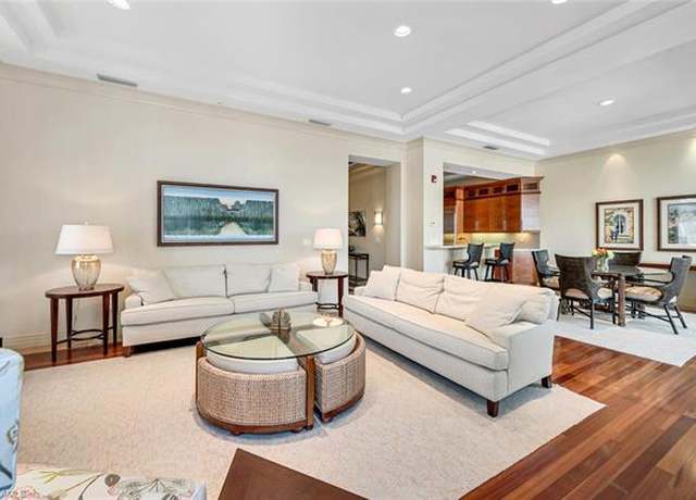 Property at 868 5th Ave S Unit 3A, Naples, FL 34102, 2 beds, 2.5 baths