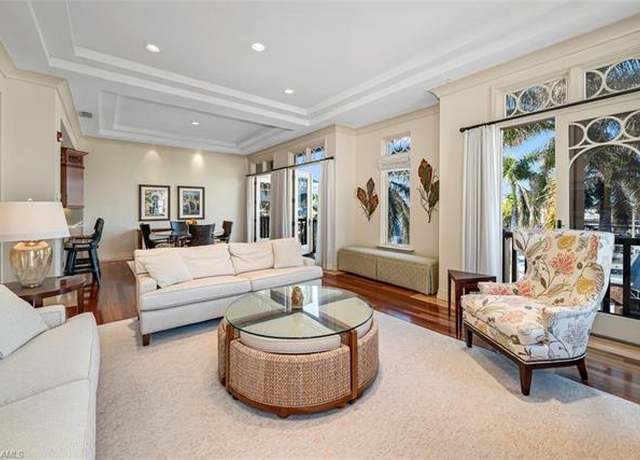 Property at 868 5th Ave S Unit 3A, Naples, FL 34102, 2 beds, 2.5 baths