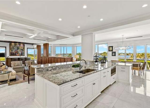 Property at 1520 Star Point Ln Unit 4-401, Naples, FL 34112, 3 beds, 2.5 baths