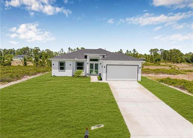 Property at 1027 Kirkwood St, Lehigh Acres, FL 33974, 3 beds, 2.5 baths