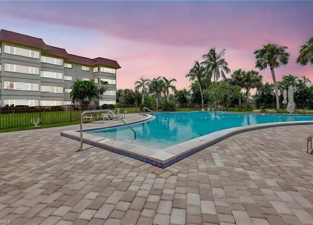 Property at 4309 Mariner Way #304, Fort Myers, FL 33919, 2 beds, 2 baths