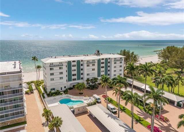 Property at 2011 Gulf Shore Blvd N #54, Naples, FL 34102, 2 beds, 2 baths