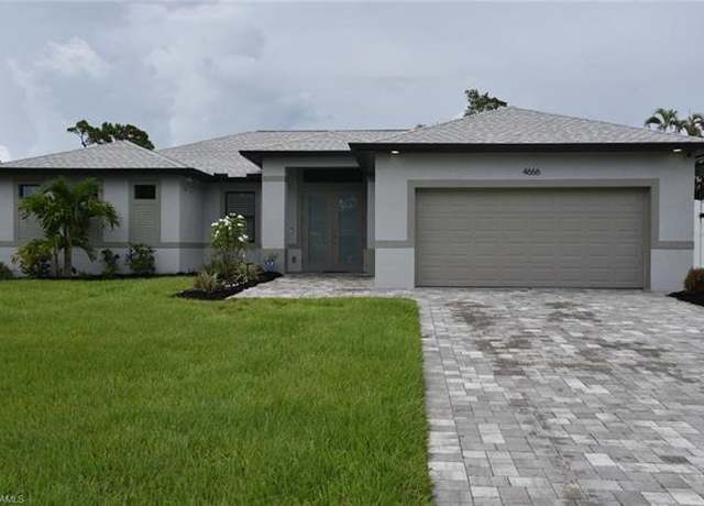 Property at 4666 Villa Capri Ln, Bonita Springs, FL 34134, 4 beds, 2 baths