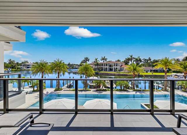 Property at 1820 Gulf Shore Blvd N #202, Naples, FL 34102, 3 beds, 3.5 baths