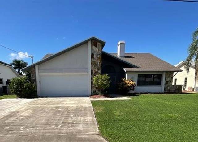 Property at 2026 SE 6th Ln, Cape Coral, FL 33990, 3 beds, 2 baths