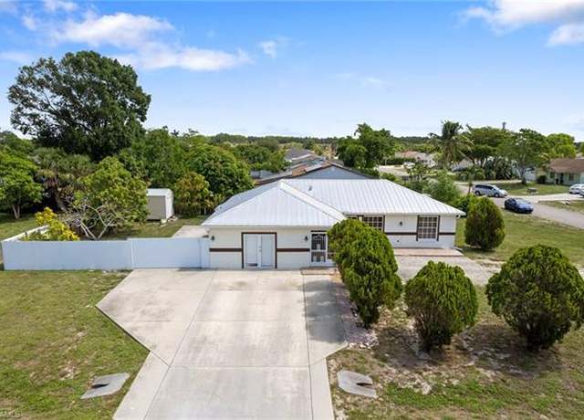 Property at 4265 18th Pl SW, Naples, FL 34116, 4 beds, 3 baths