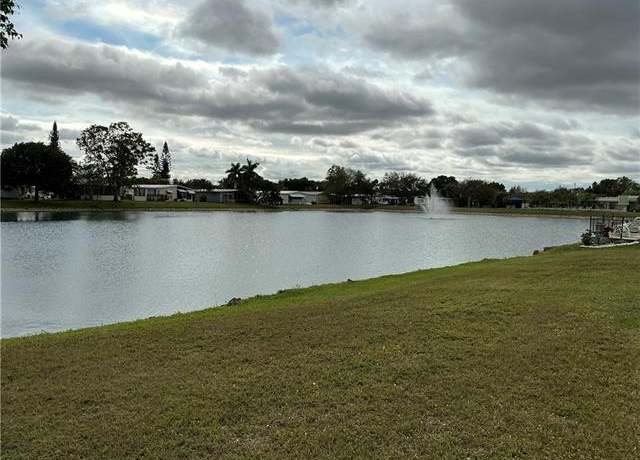 Property at 237 Eagle Rd #237, Naples, FL 34114, 2 beds, 2 baths