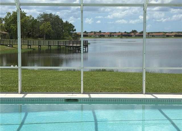 Property at 1118 Grove Dr, Naples, FL 34120, 3 beds, 2 baths