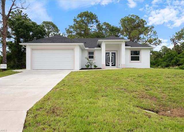 Property at 2916 15th St W, Lehigh Acres, FL 33971, 3 beds, 2 baths
