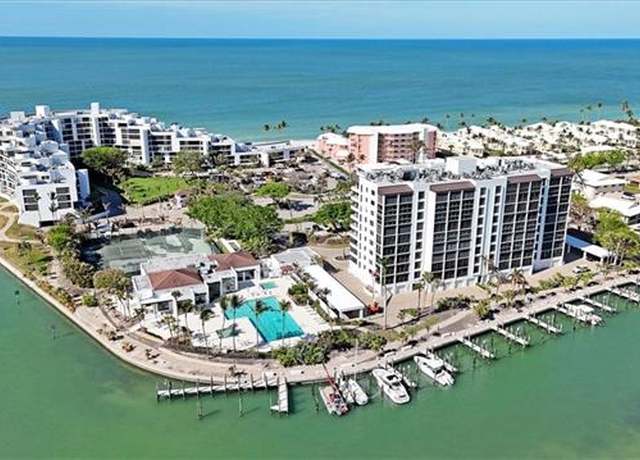 Property at 2400 Gulf Shore Blvd N #804, Naples, FL 34103, 2 beds, 2 baths
