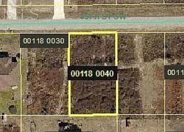 Property at 2613 45th St SW, Lehigh Acres, FL 33976