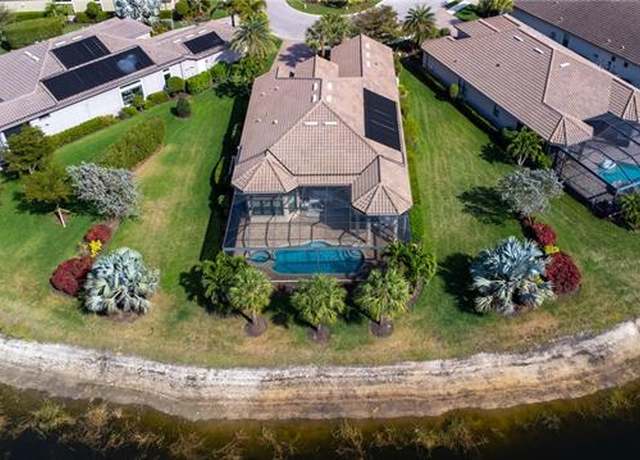 Property at 9283 Rialto Ln, Naples, FL 34119, 3 beds, 3.5 baths