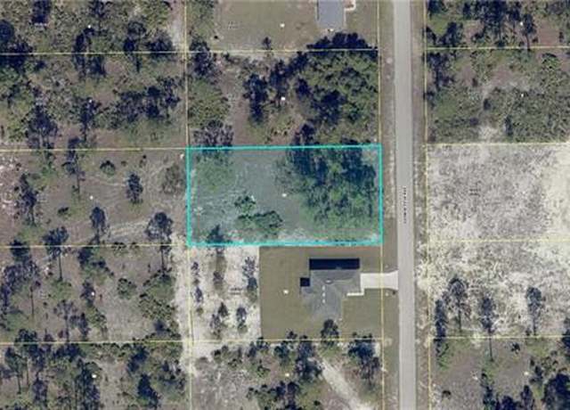 Property at 1669 Poinsettia Ave, Lehigh Acres, FL 33972