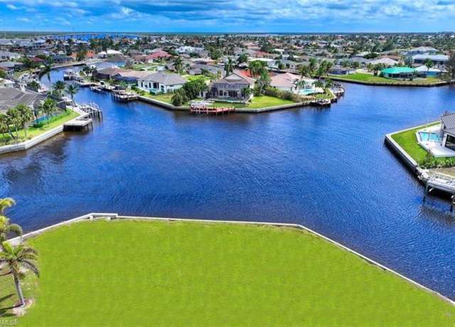 Property at 976 N Barfield Dr, Marco Island, FL 34145