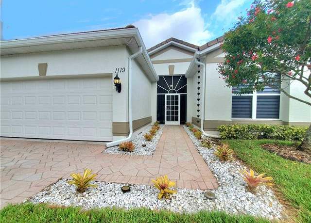 Property at 1119 Dorchester Ct #60, Naples, FL 34104, 3 beds, 2 baths
