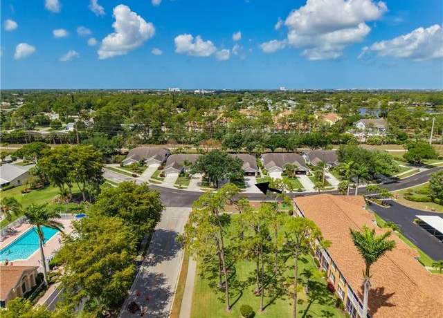 Property at 2061 W Crown Pointe Blvd, Naples, FL 34112, 3 beds, 2 baths