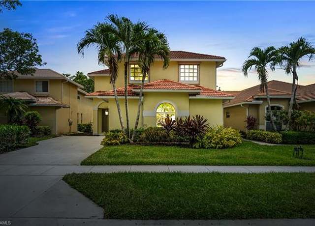 Property at 5012 Fairhaven Ln, Naples, FL 34109, 4 beds, 2.5 baths