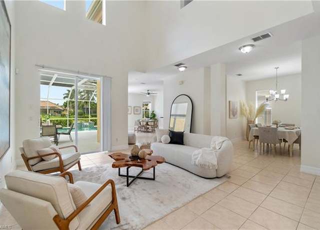 Property at 5012 Fairhaven Ln, Naples, FL 34109, 4 beds, 2.5 baths