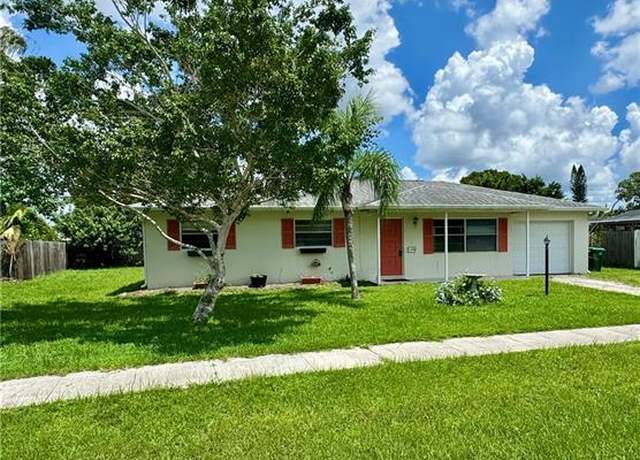 Property at 3400 Dorado Way, Naples, FL 34105, 3 beds, 2 baths