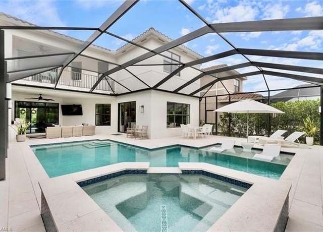 Property at 4083 Aspen Chase Dr, Naples, FL 34119, 6 beds, 5 baths