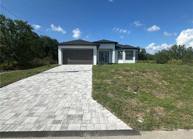 Property at 2600 63rd St W, Lehigh Acres, FL 33971, 3 beds, 2 baths