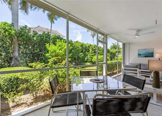 Property at 288 2nd St S #288, Naples, FL 34102, 2 beds, 2 baths