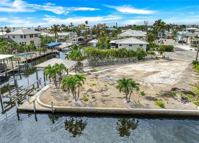 Property at 18 Avenida Carita, Fort Myers Beach, FL 33931