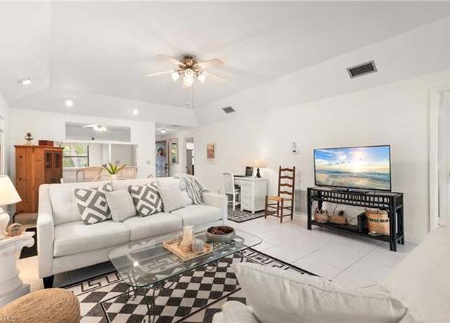 Property at 1833 Courtyard Way Unit E204, Naples, FL 34112, 2 beds, 2 baths