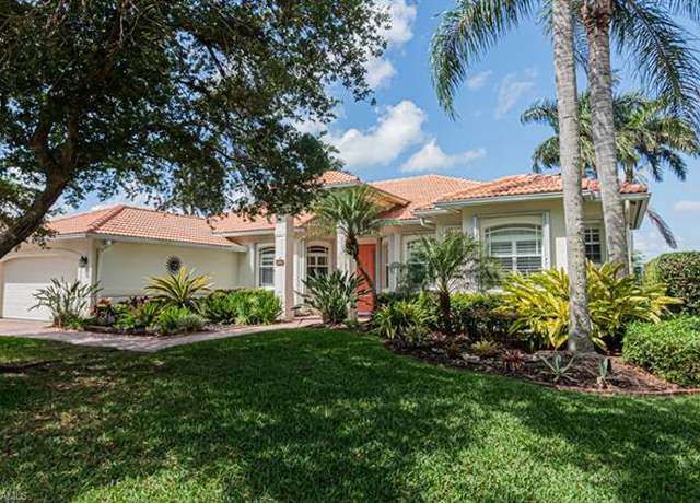 Property at 609 Grand Rapids Blvd, Naples, FL 34120, 4 beds, 3 baths