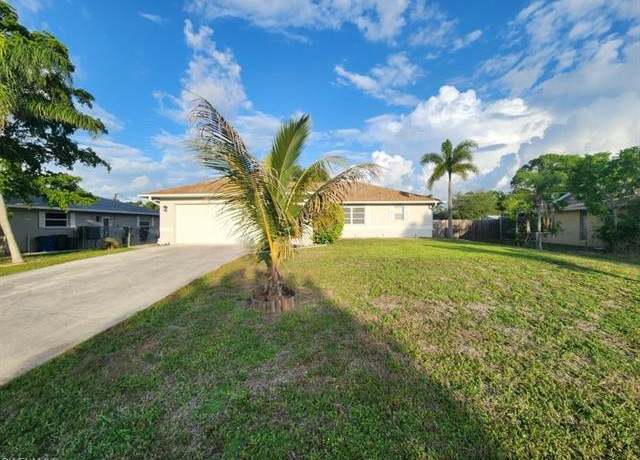 Property at 27670 Tierra Del Sol Ln, Bonita Springs, FL 34135, 3 beds, 2 baths