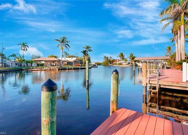 Property at 14330 Mcgregor Blvd, Fort Myers, FL 33919, 2 beds, 2 baths