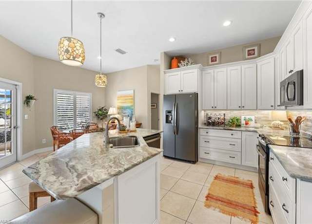 Property at 27293 Galleon Dr, Bonita Springs, FL 34135, 3 beds, 2 baths