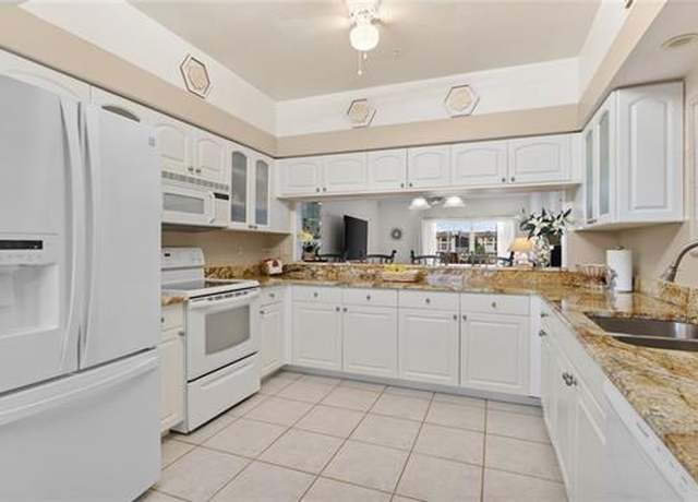 Property at 6010 Chardonnay Ln #303, Naples, FL 34119, 3 beds, 2 baths