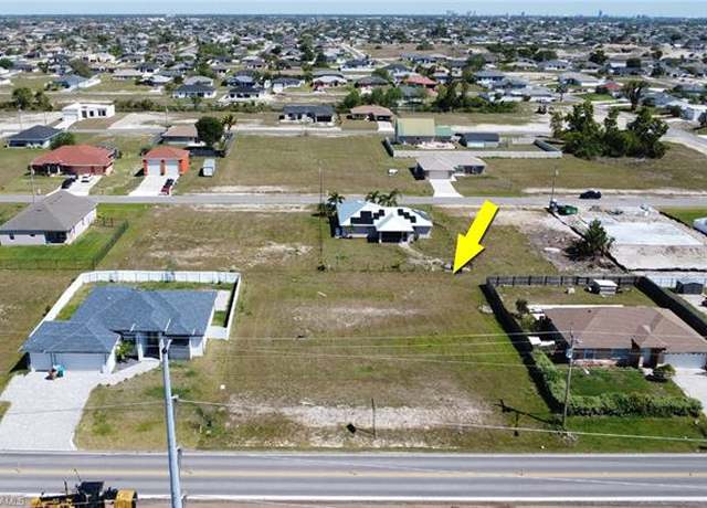 Property at 1307 Santa Barbara Blvd N, Cape Coral, FL 33993