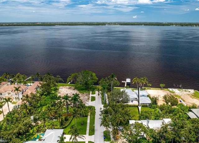 Property at 1223 Coconut Dr, Fort Myers, FL 33901