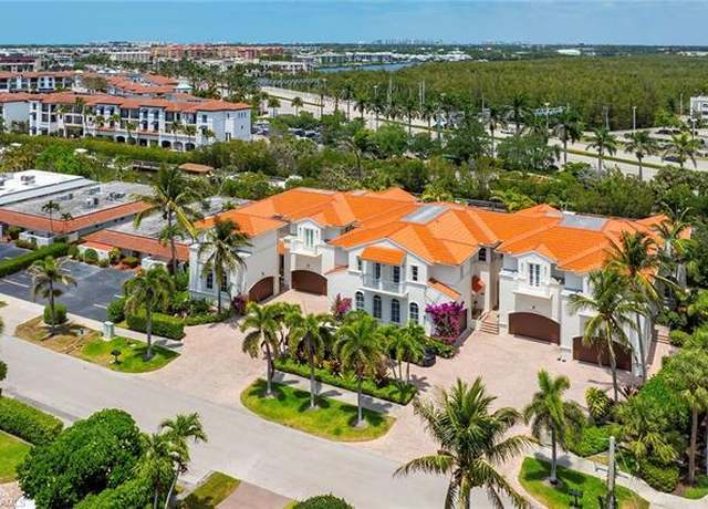 Property at 1603 Curlew Ave #1603, Naples, FL 34102, 3 beds, 3.5 baths
