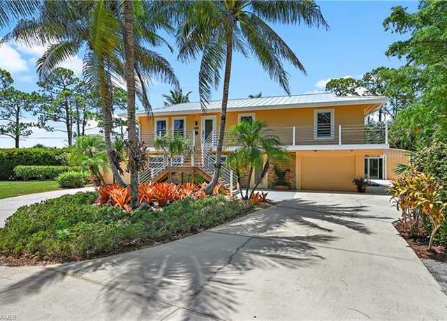 Property at 4680 Key Largo Ln, Bonita Springs, FL 34134, 3 beds, 2 baths