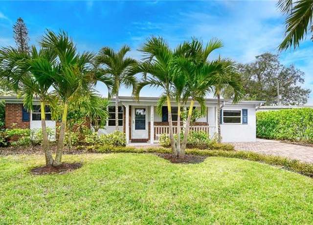 Property at 1280 Barbizon Ln, Naples, FL 34104, 3 beds, 2 baths