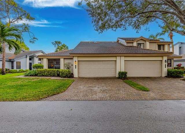 Property at 27062 Kindlewood Ln, Bonita Springs, FL 34134, 2 beds, 2.5 baths