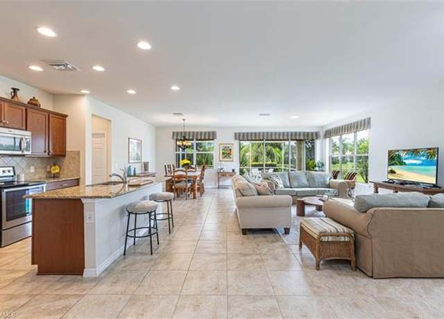 Property at 28062 Pisces Ln, Bonita Springs, FL 34135, 3 beds, 2 baths