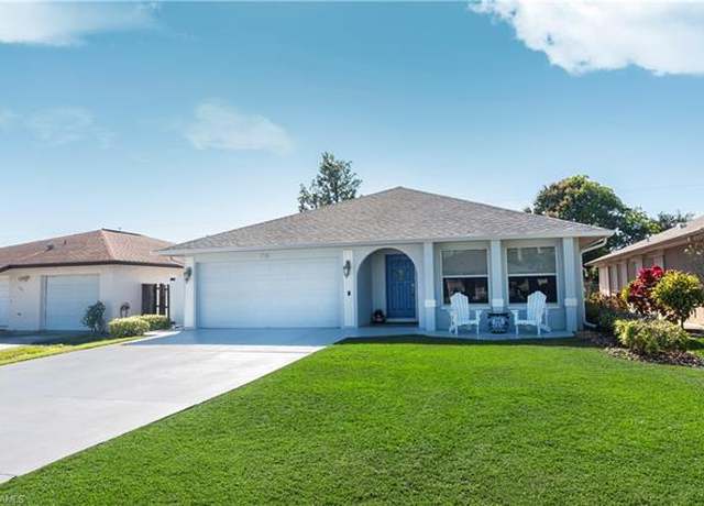 Property at 718 107th Ave N, Naples, FL 34108, 3 beds, 2 baths