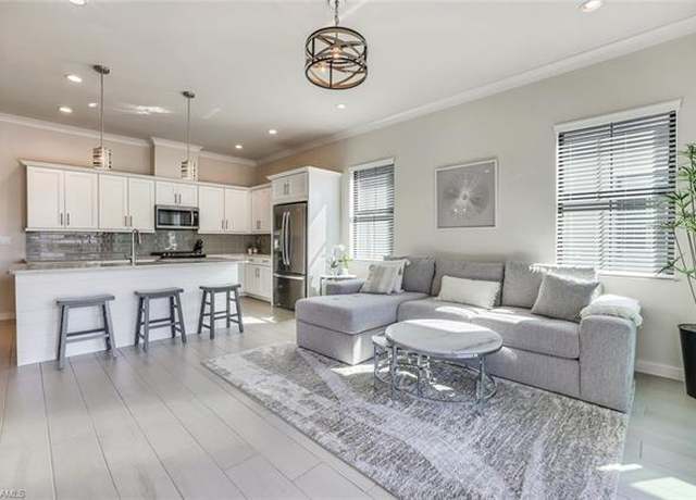 Property at 14712 Kingfisher Loop, Naples, FL 34120, 4 beds, 3 baths