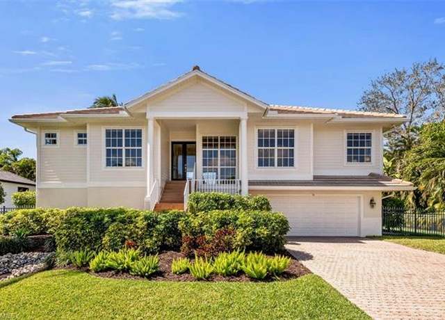 Property at 27070 Driftwood Dr, Bonita Springs, FL 34135, 3 beds, 3 baths