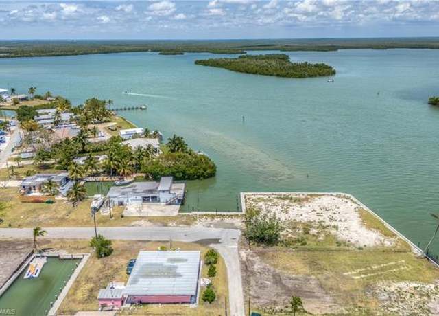 Property at 301 Pear Tree Ave, Goodland, FL 34140