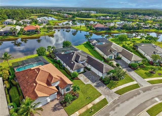 Property at 2079 Antigua Ln N, Naples, FL 34120, 3 beds, 4.5 baths