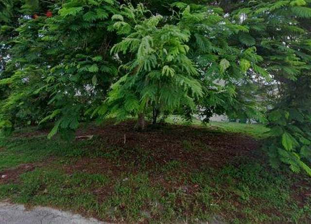 Property at 3509 Okeechobee St, Naples, FL 34112