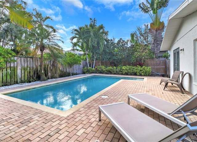 Property at 758 93rd Ave N, Naples, FL 34108, 3 beds, 2 baths