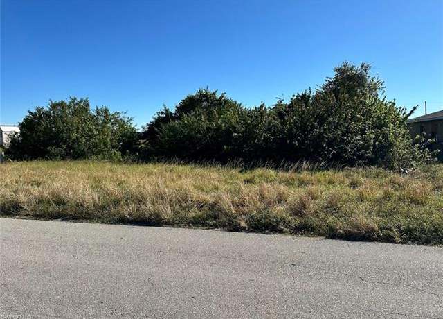 Property at 356/358 Grant Blvd, Lehigh Acres, FL 33974