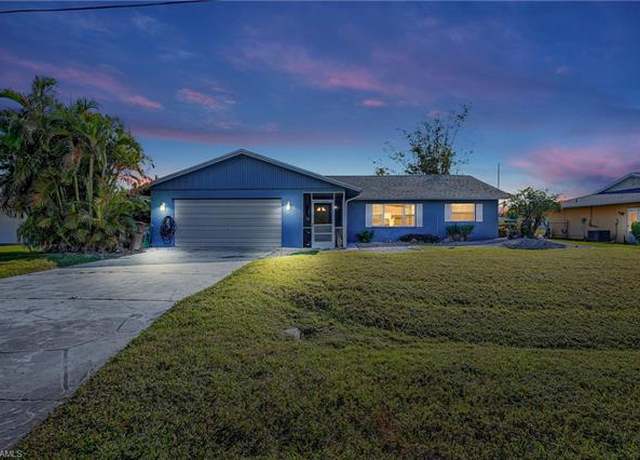 Property at 2302 SE 15th Ter, Cape Coral, FL 33990, 3 beds, 2 baths