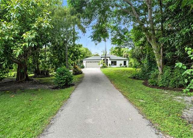 Property at 1471 19th St SW, Naples, FL 34117, 3 beds, 2 baths